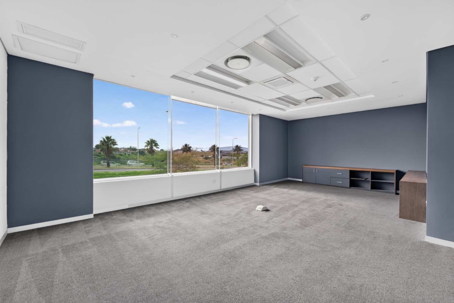 To Let Commercial Property for Rent in Paarden Eiland Western Cape